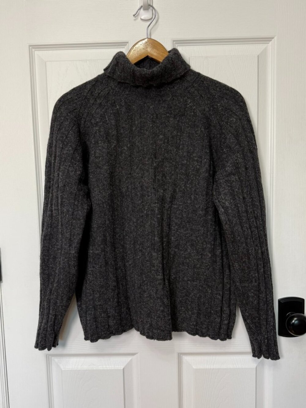 Vintage Banana Republic 100% Merino Wool Ribbed Turtleneck Sweater Gray Size XL - Picture 2 of 8